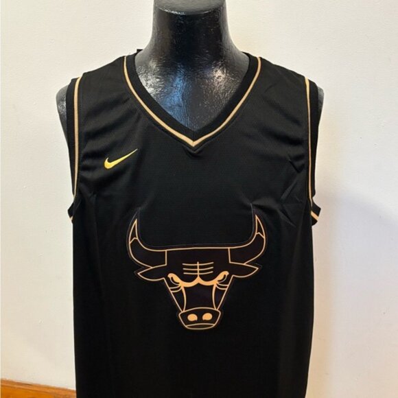 Chicago Bulls Michael Jordan # 23 Jersey Black/Gold , Unisex - Picture 8 of 12